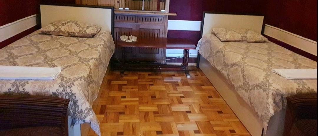 Classic Apartment On Kievyan エレバン エクステリア 写真